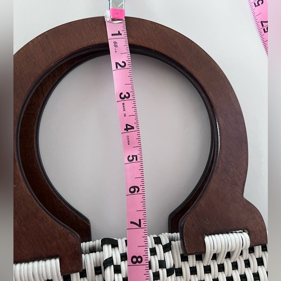 NWOT Guatemalan Handwoven Tote Bag Beach Large Black and white - Picture 11 of 13